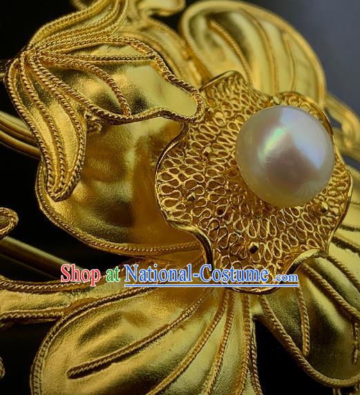 Chinese Ancient Empress Golden Lotus Leaf Hair Stick Traditional Ming Dynasty Pearls Tassel Hairpin