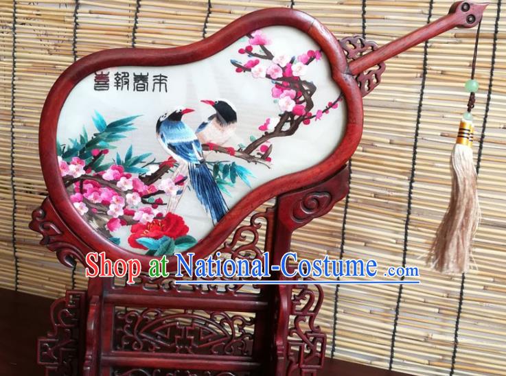 China Traditional Double Side Embroidered Desk Screen Handmade Rosewood Gourd Decoration