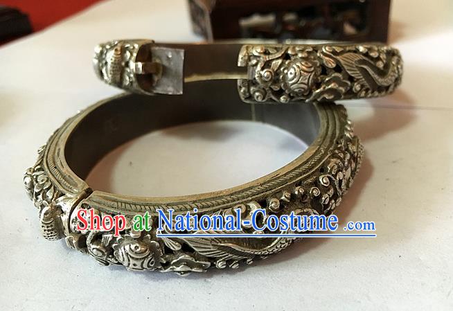 Handmade China Ethnic Silver Carving Dragon Bangle National Bracelet Accessories