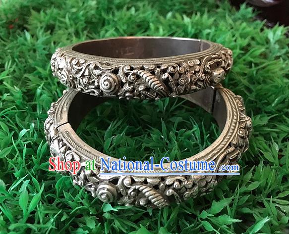 Handmade China Ethnic Silver Carving Dragon Bangle National Bracelet Accessories