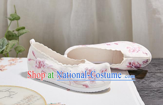 China Handmade Princess White Cloth Shoes National Embroidered Flowers Shoes Traditional Ming Dynasty Hanfu Shoes