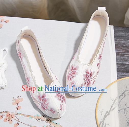 China Handmade Princess White Cloth Shoes National Embroidered Flowers Shoes Traditional Ming Dynasty Hanfu Shoes