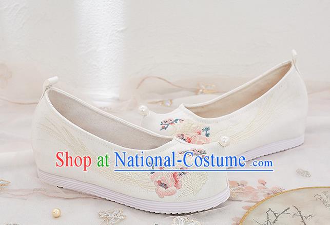 China Traditional Hanfu Bow Shoes Handmade Princess Pearl Shoes National Embroidered Phoenix White Cloth Shoes