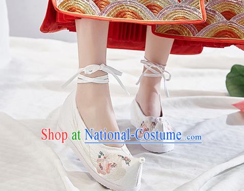 China Traditional Hanfu Bow Shoes Handmade Princess Pearl Shoes National Embroidered Phoenix White Cloth Shoes