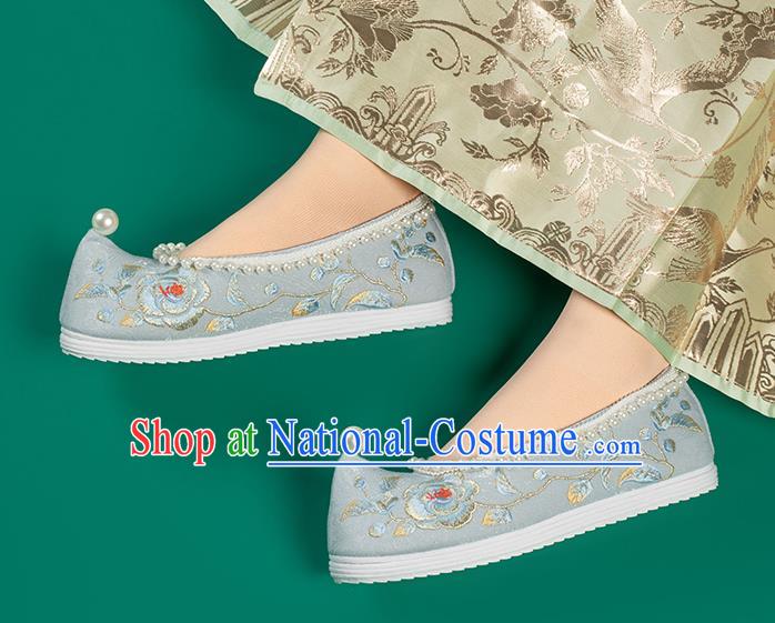 China Traditional Hanfu Pearls Shoes Handmade Ancient Princess Shoes Light Blue Embroidered Shoes