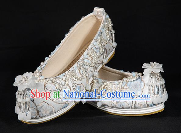 China Traditional Ming Dynasty Hanfu Shoes Handmade Light Blue Satin Shoes Ancient Princess Beads Tassel Shoes