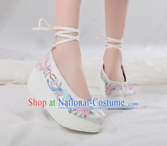 China Embroidered Peach Blossom Shoes Traditional Hanfu White Satin Shoes Handmade Platform Shoes