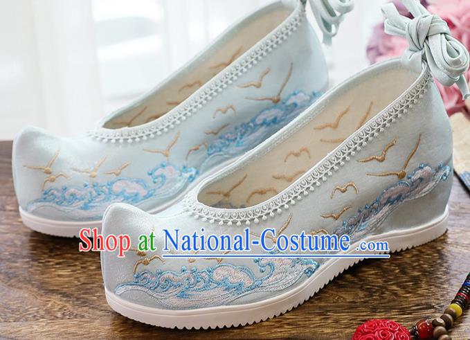 China Handmade Light Blue Cloth Shoes National Woman Wedges Shoes Traditional Embroidered Waves Shoes