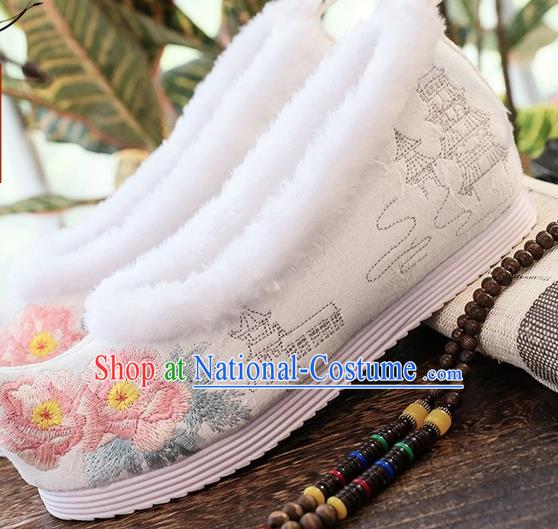 China National White Cloth Shoes Traditional Embroidered Peony Shoes Handmade Winter Woman Hanfu Shoes