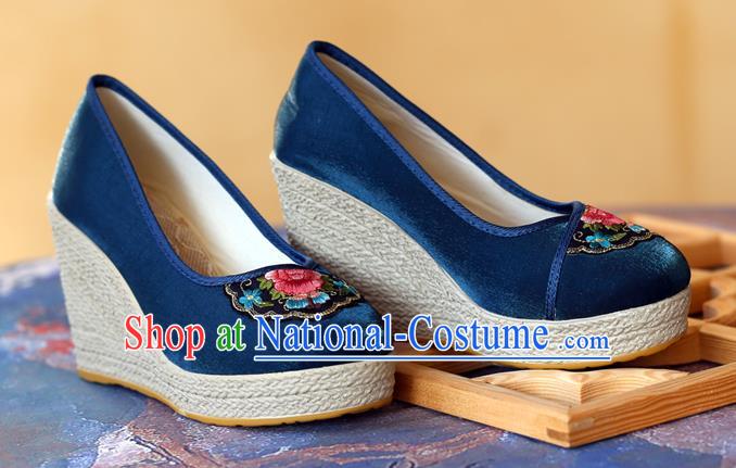 Chinese National Embroidered Flower Deep Blue Shoes Yunnan Ethnic Woman Wedge Heel Shoes