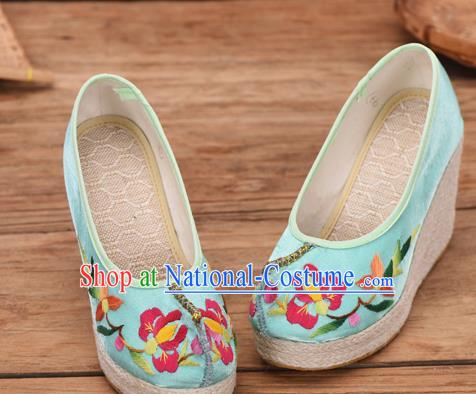 Chinese Yunnan Ethnic Blue Cloth Wedge Heel Shoes National Embroidered Shoes