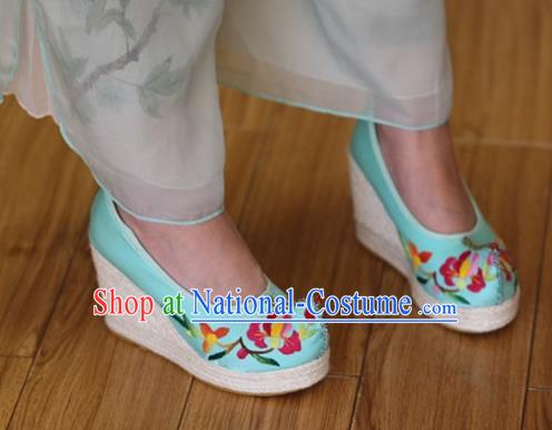 Chinese Yunnan Ethnic Blue Cloth Wedge Heel Shoes National Embroidered Shoes