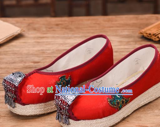 Chinese Yunnan Miao Ethnic Folk Dance Wedge Heel Shoes National Embroidered Red Cloth Shoes