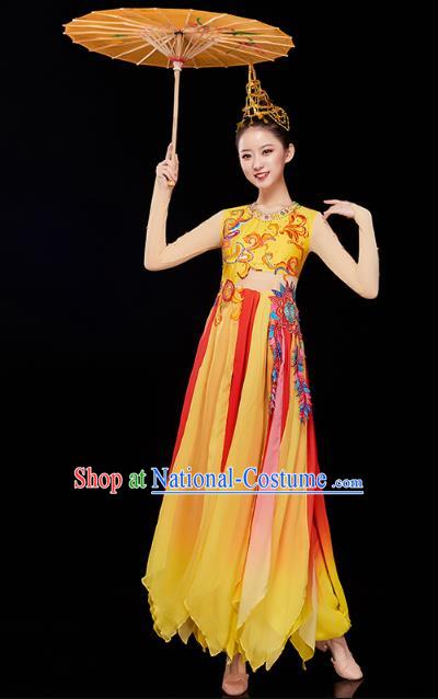 Chinese Woman Modern Dance Group Dance Yellow Dress Traditional Drum Dance Costume