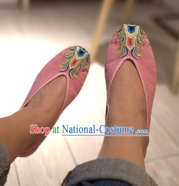 China Embroidered Pink Cloth Shoes Traditional Hanfu Shoes Handmade National Woman Shoes