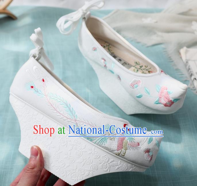 China Embroidered Phoenix White Cloth Shoes Handmade Saucers Shoes Traditional Qing Dynasty Imperial Concubine Shoes