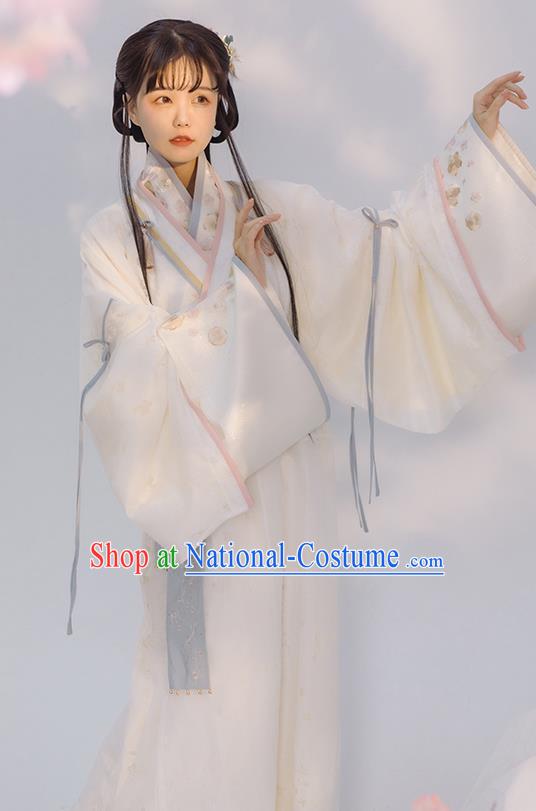 China Ancient Palace Princess Beige Hanfu Dress Traditional Han Dynasty Young Beauty Historical Costume