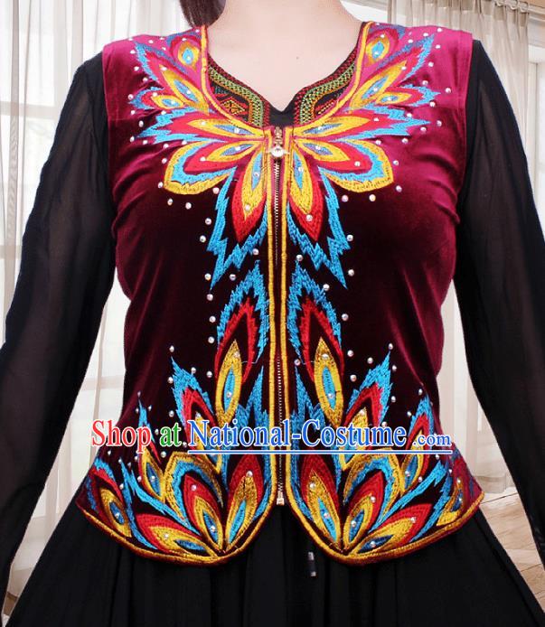 China Traditional Uygur Nationality Folk Dance Waistcoat Clothing Xinjiang Ethnic Woman Wine Red Velvet Vest