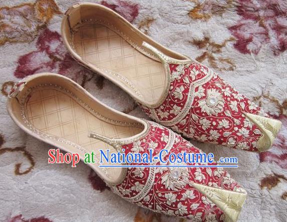 Asian Folk Dance Shoes Indian Embroidered Red Leather Shoes Traditional Wedding Bridegroom Shoes