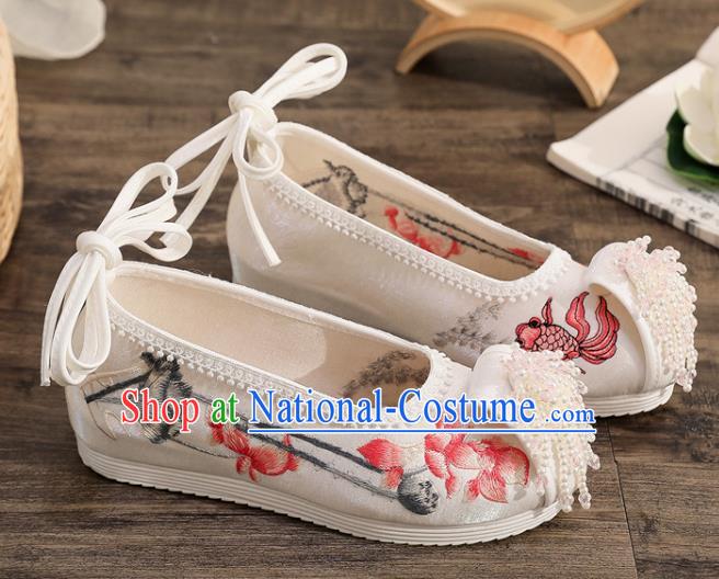 China Traditional Embroidered Lotus Fish Shoes Handmade Folk Dance Shoes National White Cloth Pearls Tassel Shoes