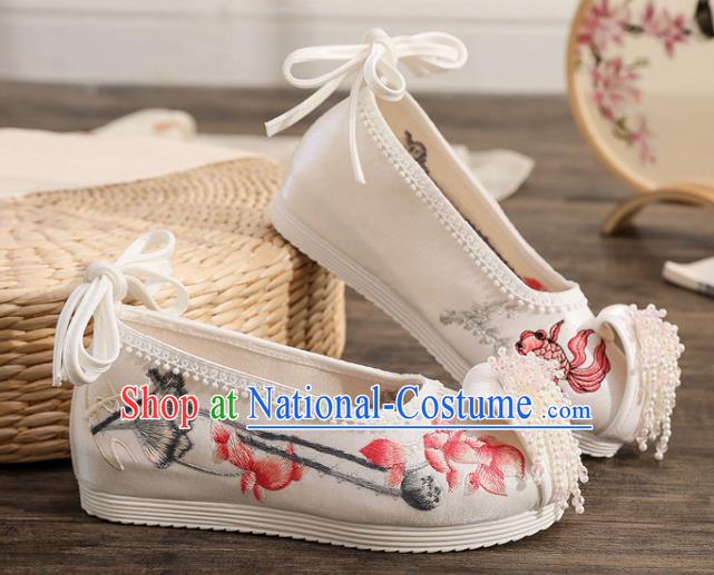 China Traditional Embroidered Lotus Fish Shoes Handmade Folk Dance Shoes National White Cloth Pearls Tassel Shoes