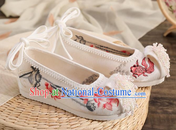 China Traditional Embroidered Lotus Fish Shoes Handmade Folk Dance Shoes National White Cloth Pearls Tassel Shoes