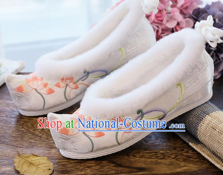 China Traditional White Satin Shoes Handmade Ming Dynasty Winter Bow Shoes National Embroidered Lotus Shoes