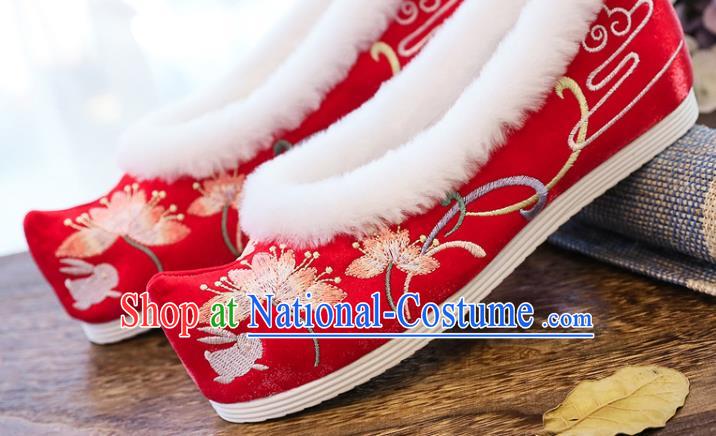 China Traditional Wedding Red Satin Shoes Handmade Ming Dynasty Bow Shoes National Winter Embroidered Lotus Shoes