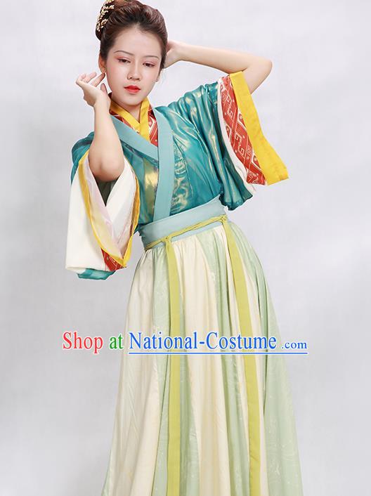 China Traditional Jin Dynasty Court Beauty Historical Clothing Ancient Palace Princess Hanfu Dress Garments