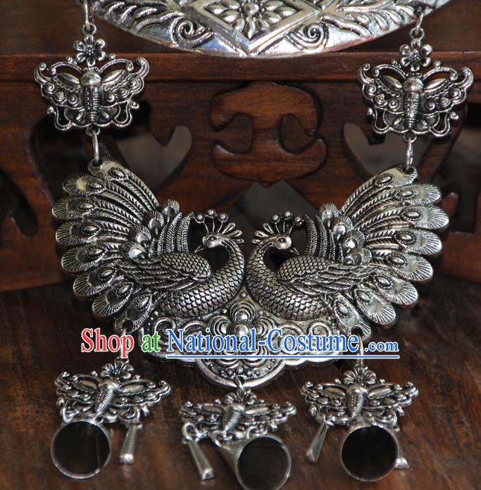 China Handmade Ethnic Silver Peacock Necklet Accessories Traditional Miao Minority Wedding Necklace