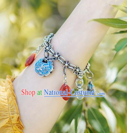 China Handmade Blueing Silver Lock Wristlet Accessories National Woman Tassel Bracelet