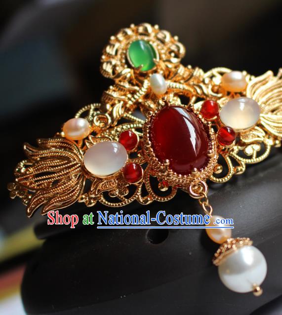 China Ancient Imperial Concubine Agate Hairpin Headwear Traditional Ming Dynasty Court Woman Goldfish Hair Crown