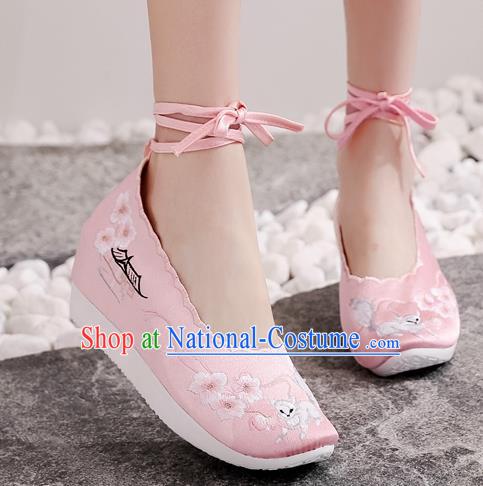 China National Pink Satin Shoes Traditional Tang Dynasty Princess Shoes Embroidered Shoes