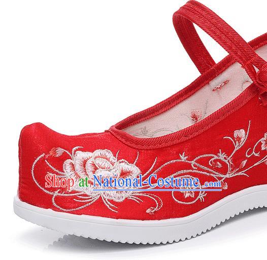 China National Bride Red Cloth Shoes Traditional Wedding Wedge Shoes Embroidered Peony Shoes