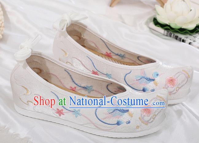 China Ancient Princess Bow Shoes Traditional Hanfu Shoes Embroidered White Cloth Shoes