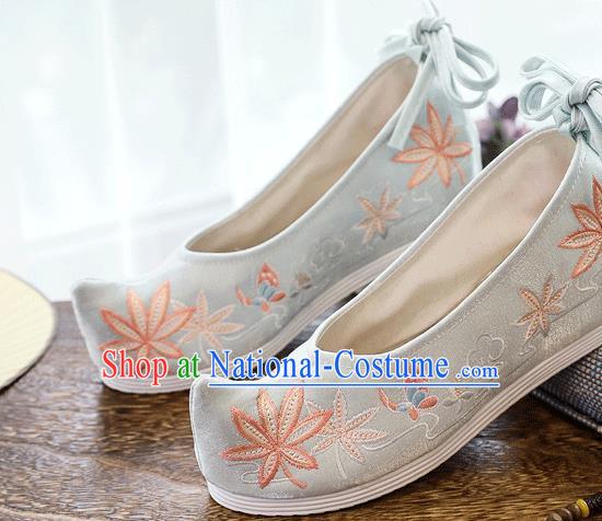 China Handmade Light Blue Cloth Shoes Traditional National Woman Shoes Embroidered Maple Leaf Shoes