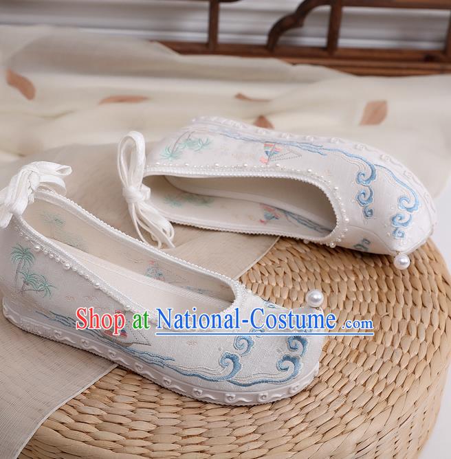 China Embroidered White Cloth Shoes Ancient Princess Hanfu Shoes Traditional Ming Dynasty Bow Shoes