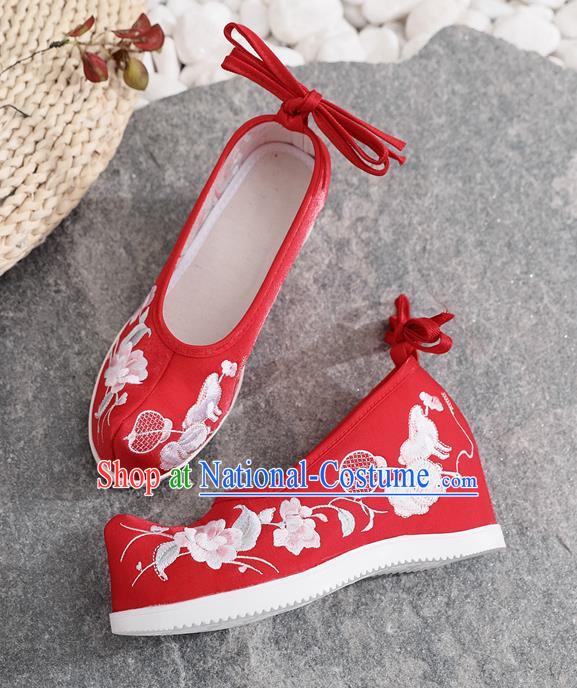 Chinese Embroidered Flowers Shoes National Woman Shoes Traditional Red Satin Wedge Heel Shoes