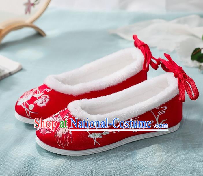 Chinese Embroidered Goldfish Shoes National Woman Winter Shoes Traditional Wedding Red Cloth Shoes