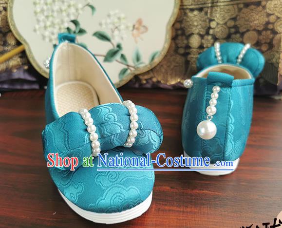 China Handmade Blue Cloth Shoes Traditional Court Hanfu Shoes Ancient Jin Dynasty Princess Pearls Shoes