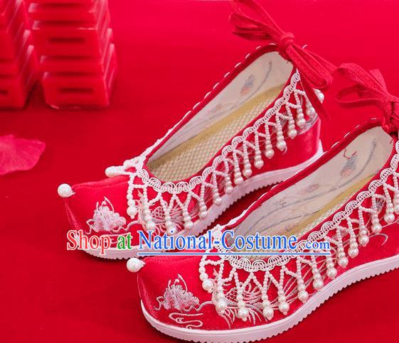 China Traditional Wedding Bride Shoes Handmade Pearls Tassel Wedge Shoes Red Embroidered Shoes