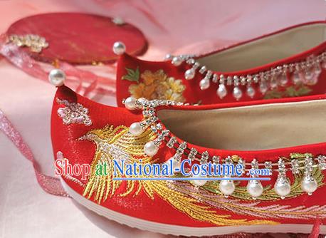 China Traditional Wedding Shoes Ancient Princess Red Cloth Shoes Classical Beads Tassel Shoes Embroidered Phoenix Shoes