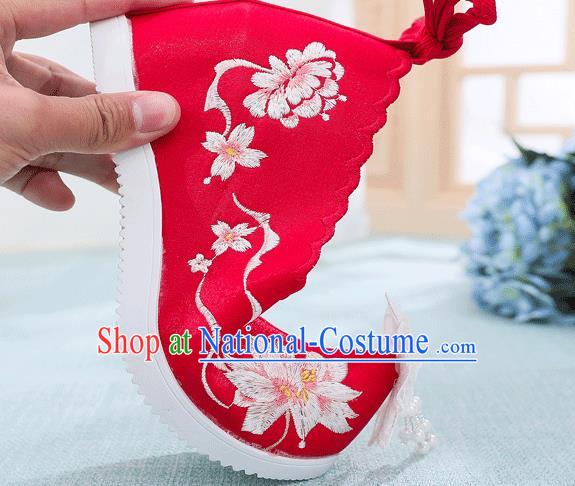 China National Wedding Red Cloth Shoes Traditional Hanfu Embroidered Shoes Handmade Lace Flower Wedge Shoes