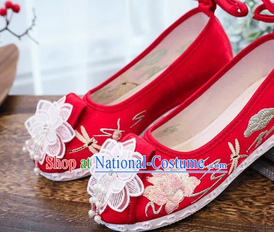 China Embroidered Lotus Shoes Handmade Folk Dance Shoes Traditional Wedding Lace Flower Shoes