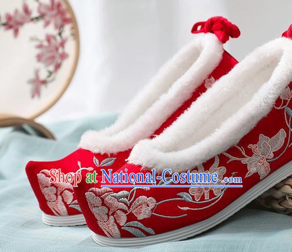 China National Winter Cotton Shoes Handmade Red Cloth Hanfu Shoes Traditional Wedding Embroidered Shoes