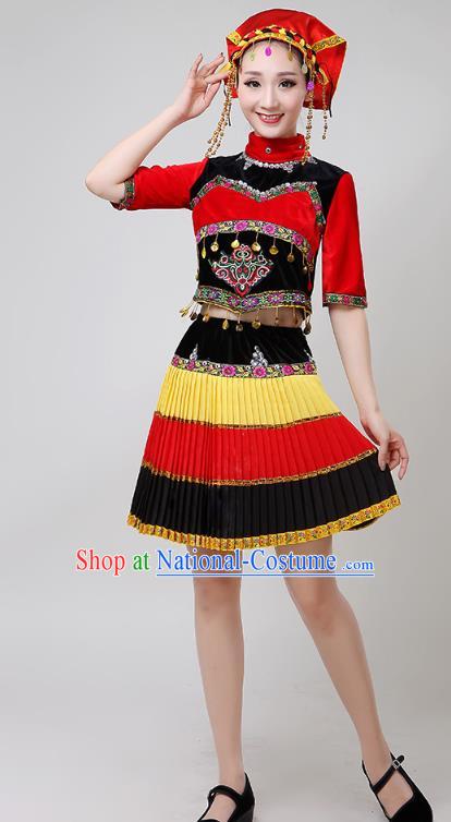 China Li Nationality Folk Dance Costumes Yi Minority Torch Festival Dress Traditional Ethnic Performance Outfits and Hat