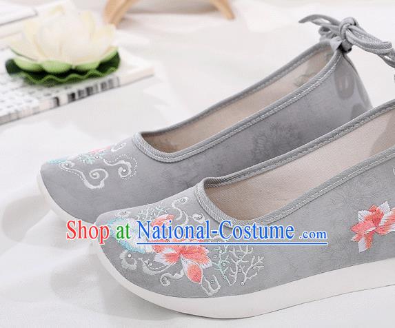 China Traditional Embroidered Lotus Grey Shoes Handmade Cloth Platform Shoes