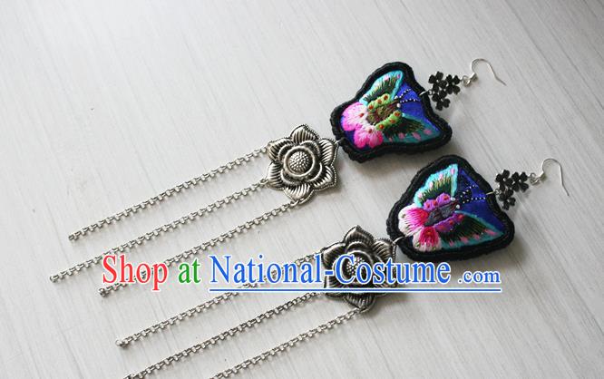 China National Ethnic Silver Flower Tassel Earrings Traditional Cheongsam Embroidered Butterfly Ear Accessories