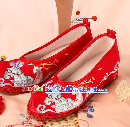 Chinese Hanfu Shoes Ancient Ming Dynasty Princess Shoes Embroidered Deer Red Satin Shoes Traditional Wedding Footwear