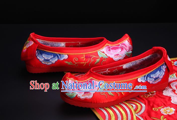 Chinese Traditional Wedding Bride Shoes National Red Cloth Shoes Classical Embroidered Peony Shoes